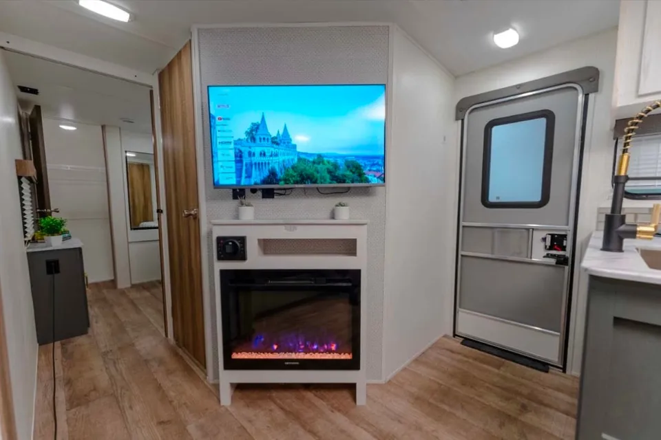 MJ's Heartland Eddie Bauer Travel Trailer