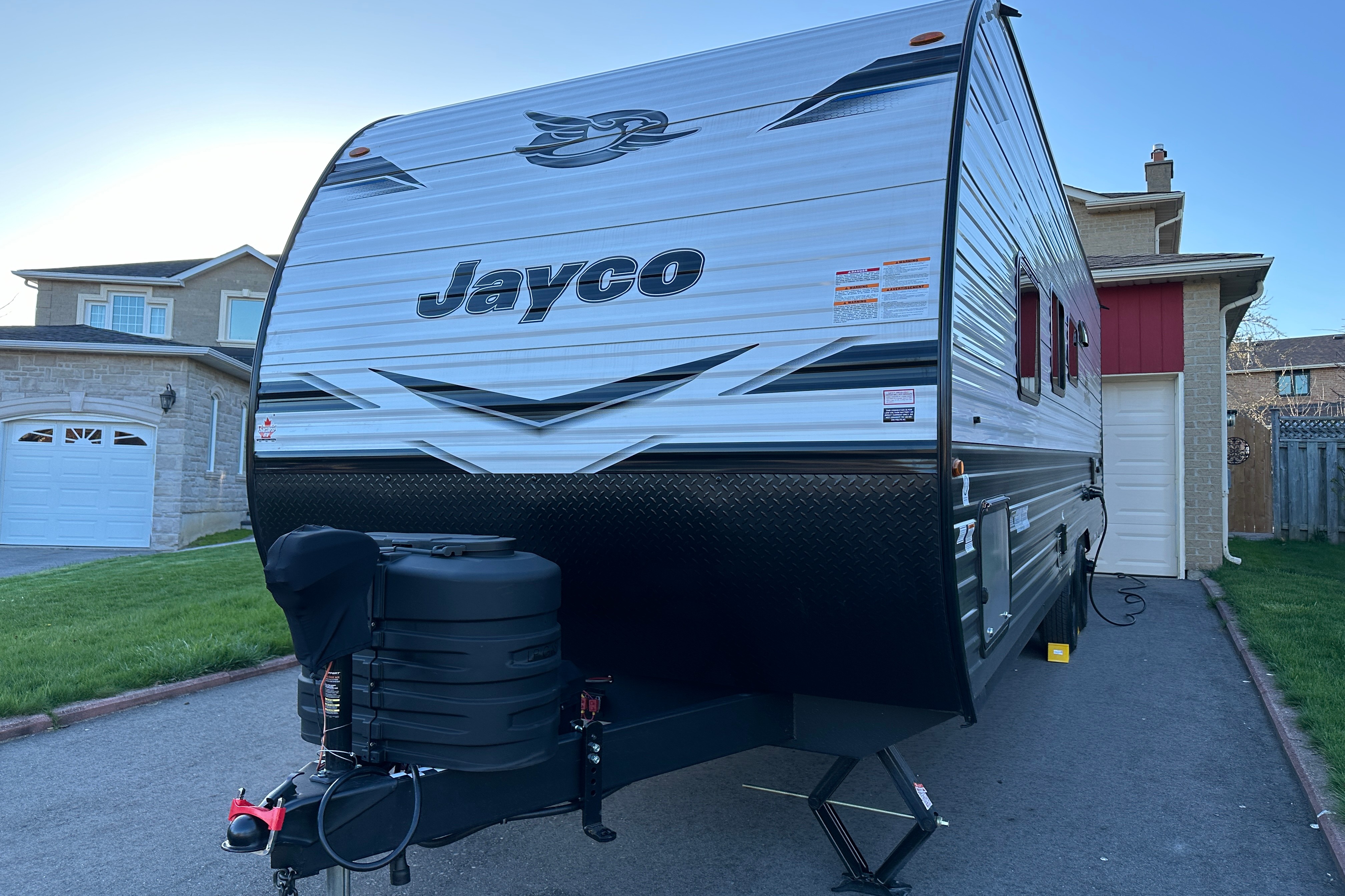 Evan's Jayco 2024 JAY FLIGHT SLX Travel Trailer