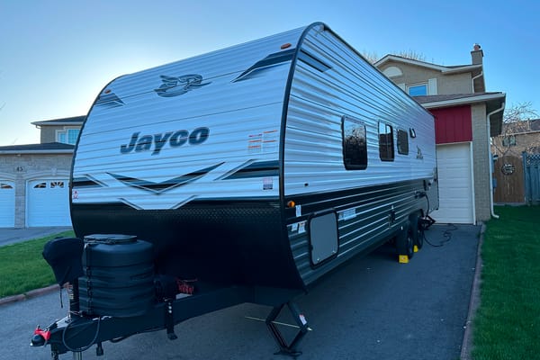 Evan's Jayco 2024 JAY FLIGHT SLX Travel Trailer