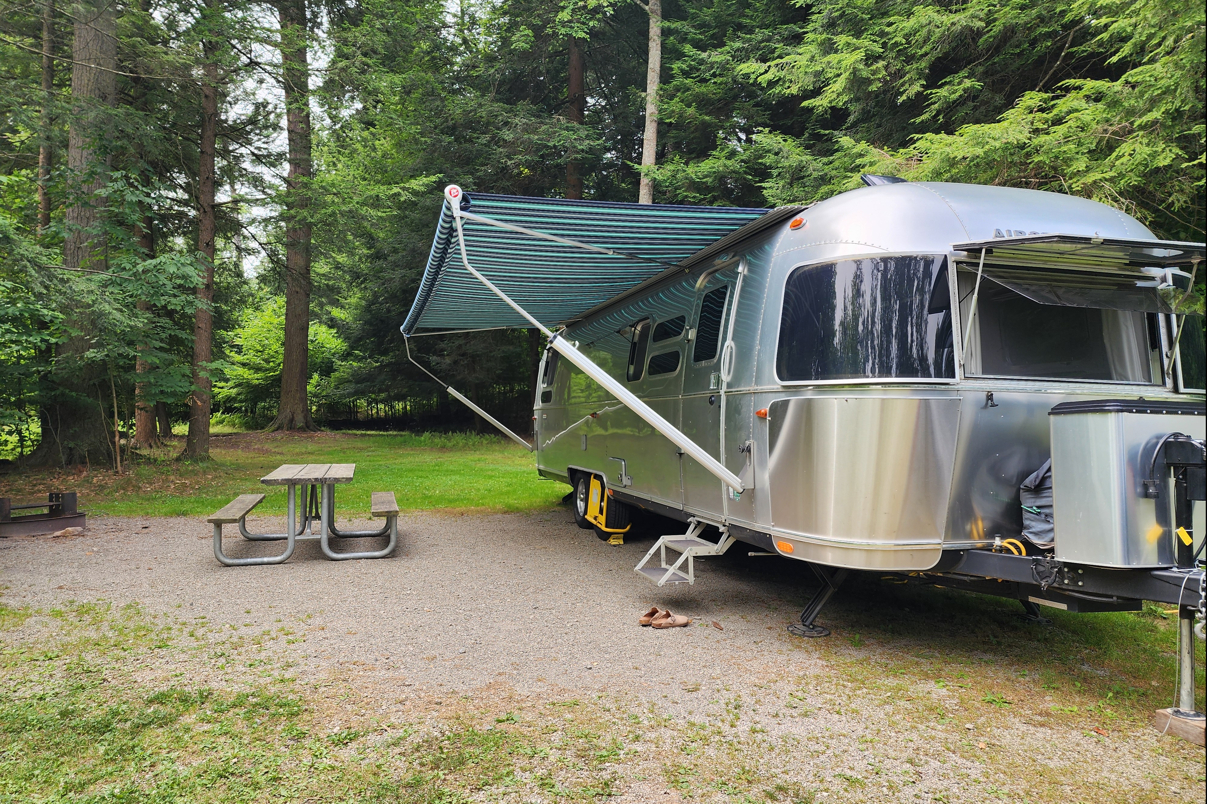 2023 Luxurious 30' Airstream