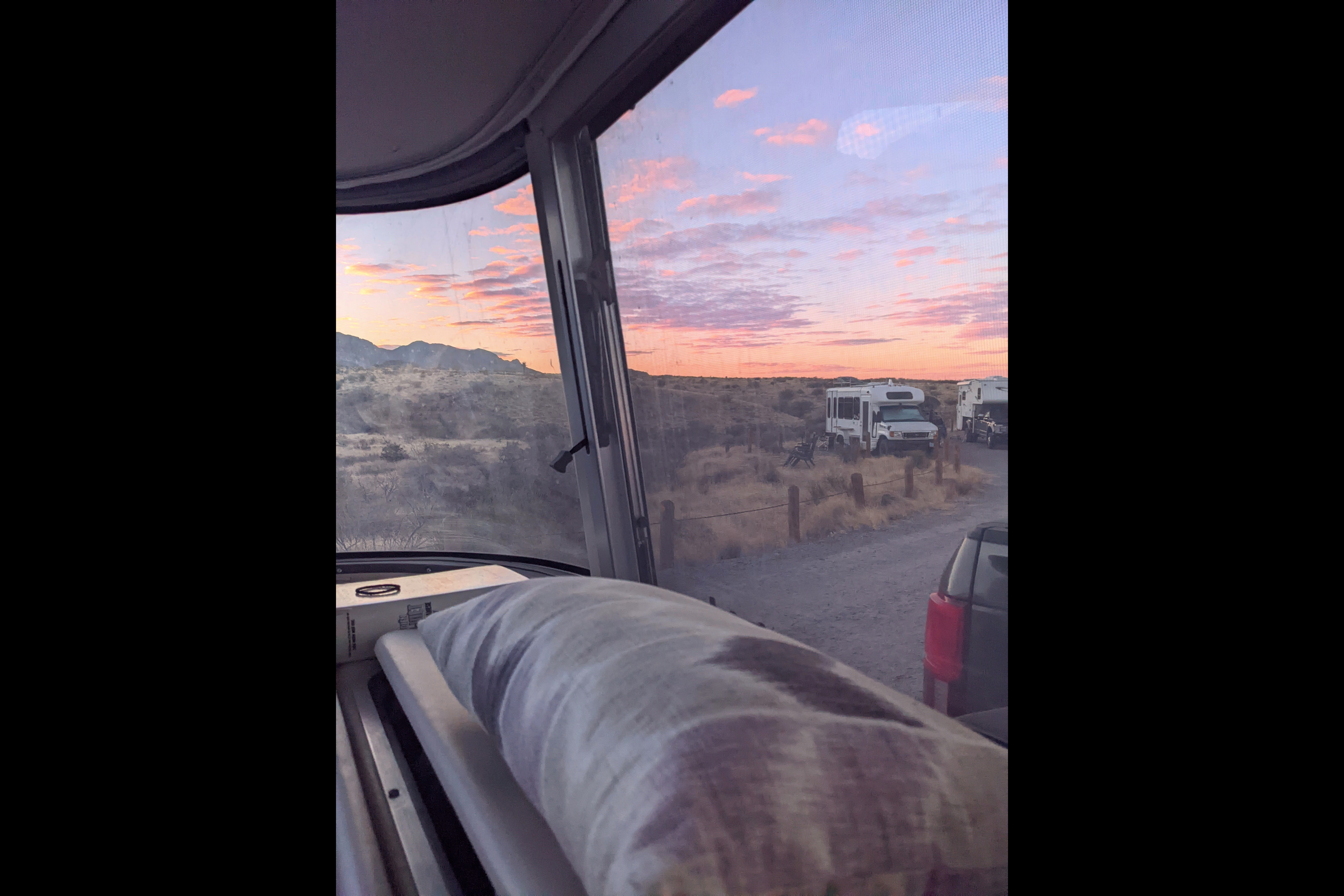 2023 Luxurious 30' Airstream