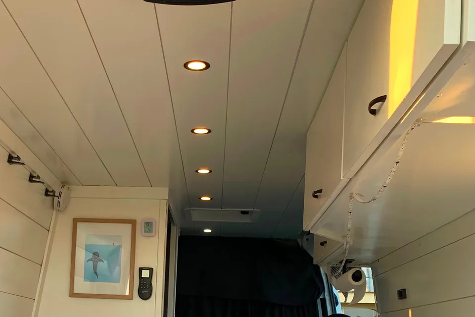Ian's Mercedes-Benz Sprinter Campervan