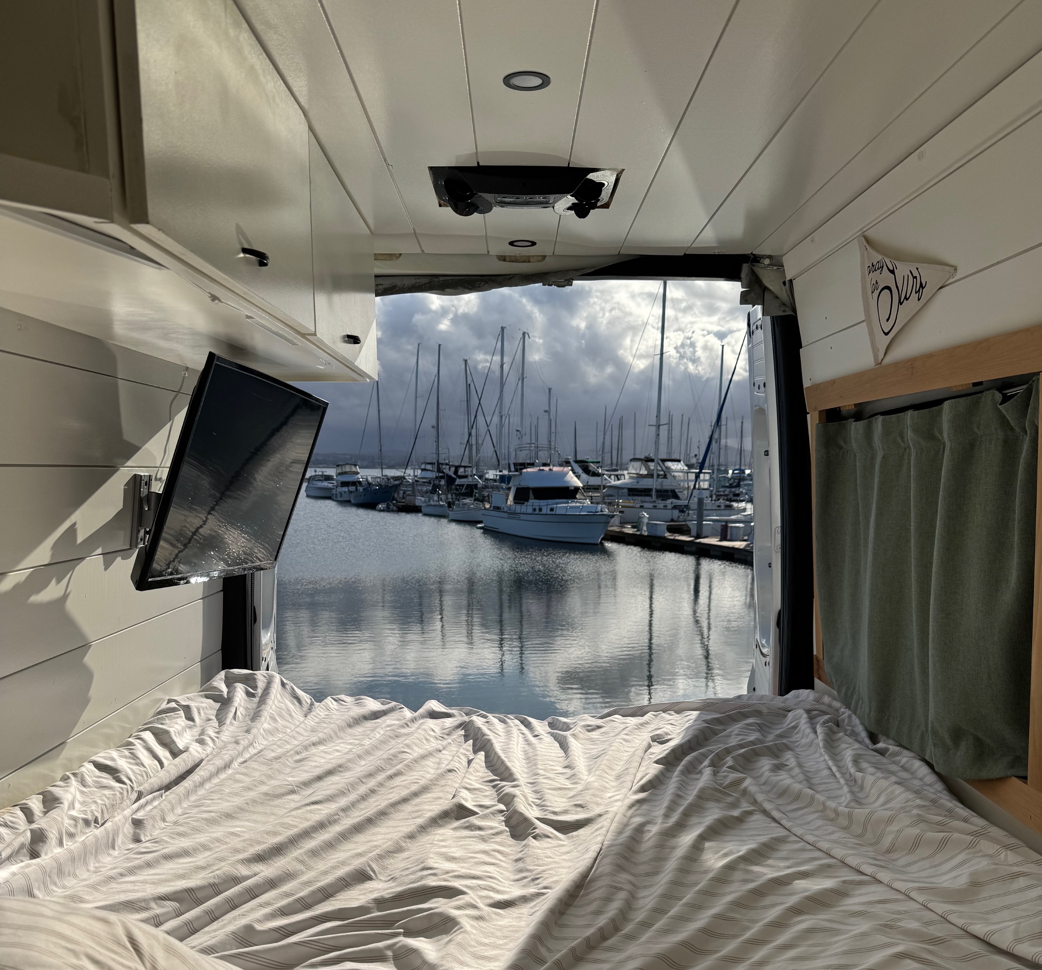 Ian's Mercedes-Benz Sprinter Campervan