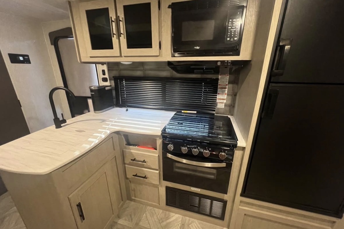 🌿 Wild S'more 🌿 3-ROOM SUITE • Private Bunk Room • 2 BDRMS • Sleeps 10