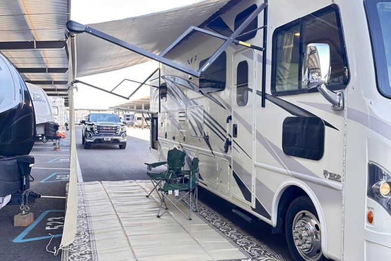 THOR Motor Coach - Luxury Class A motorhome