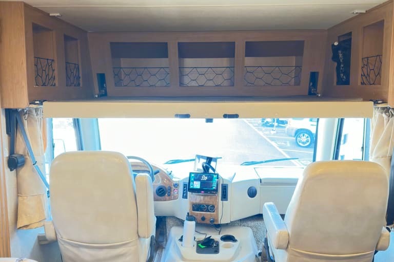THOR Motor Coach - Luxury Class A motorhome
