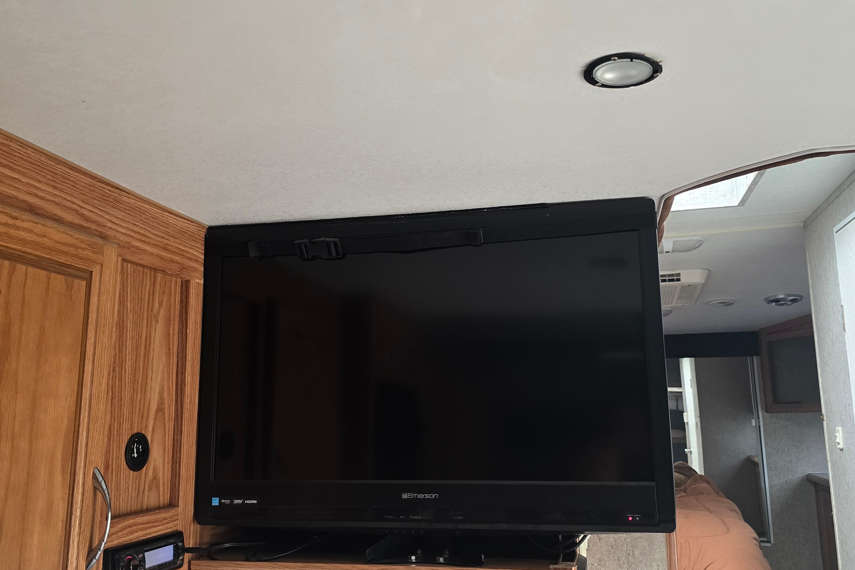 Randy's Eclipse RV Attitude  Toy Hauler