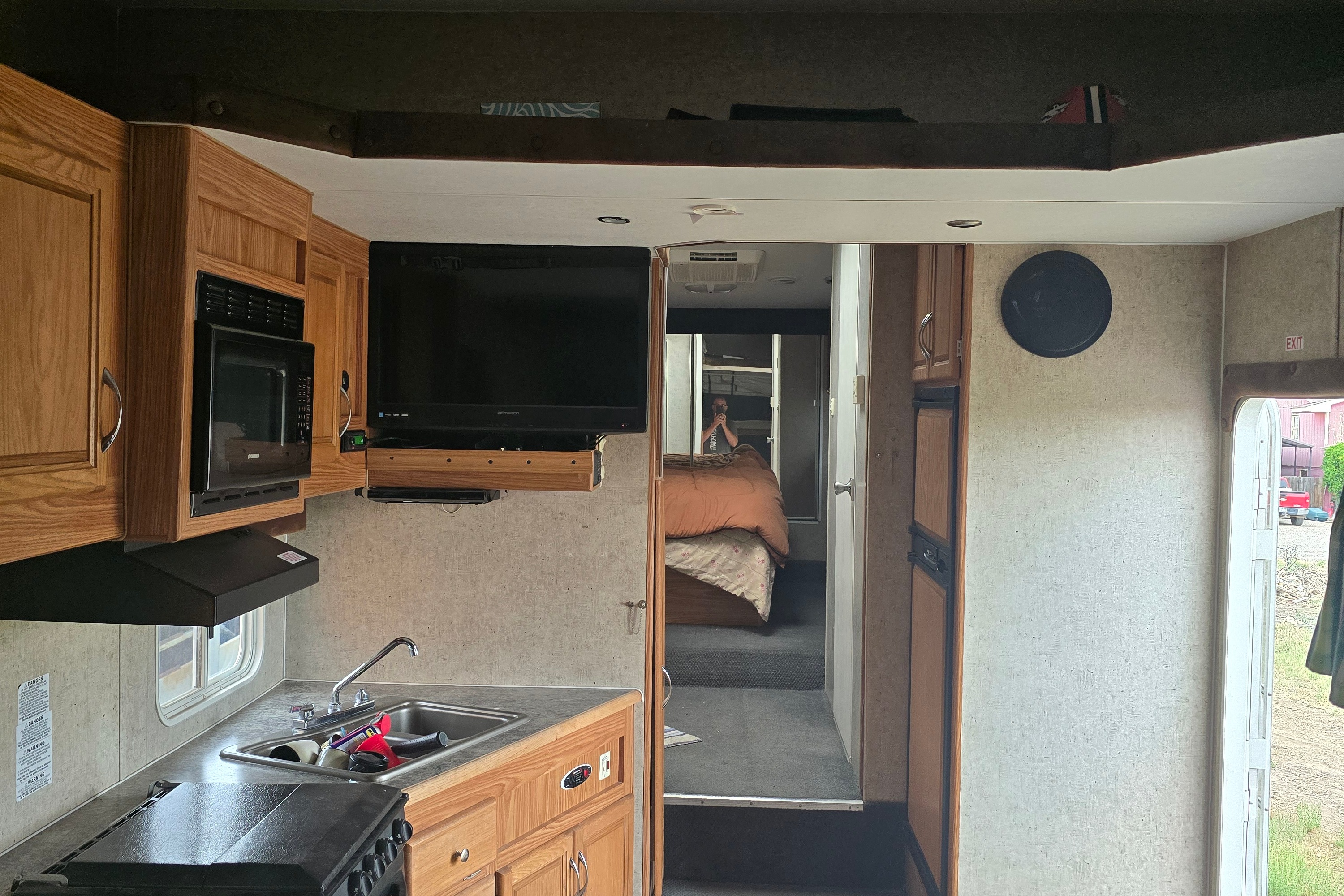Randy's Eclipse RV Attitude  Toy Hauler