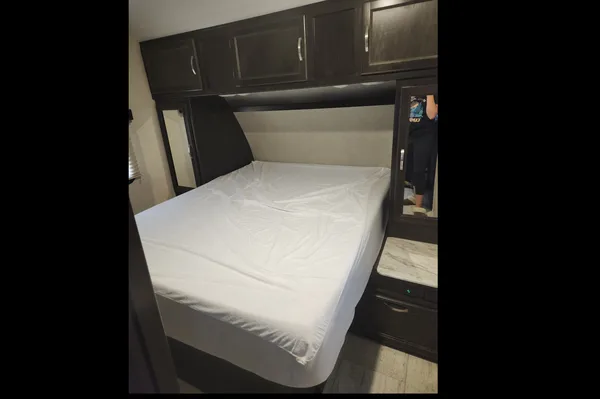 Taira's Coachmen Northern Spirit 2454BH Travel Trailer