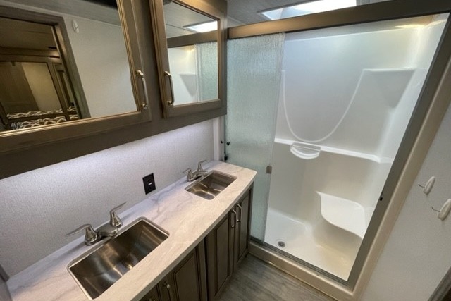 Hannah's Montana! 2021 Keystone RV Montana 3761FL