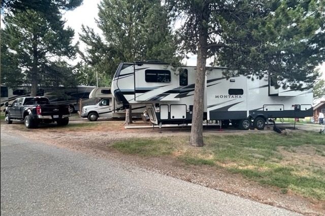 Hannah's Montana! 2021 Keystone RV Montana 3761FL
