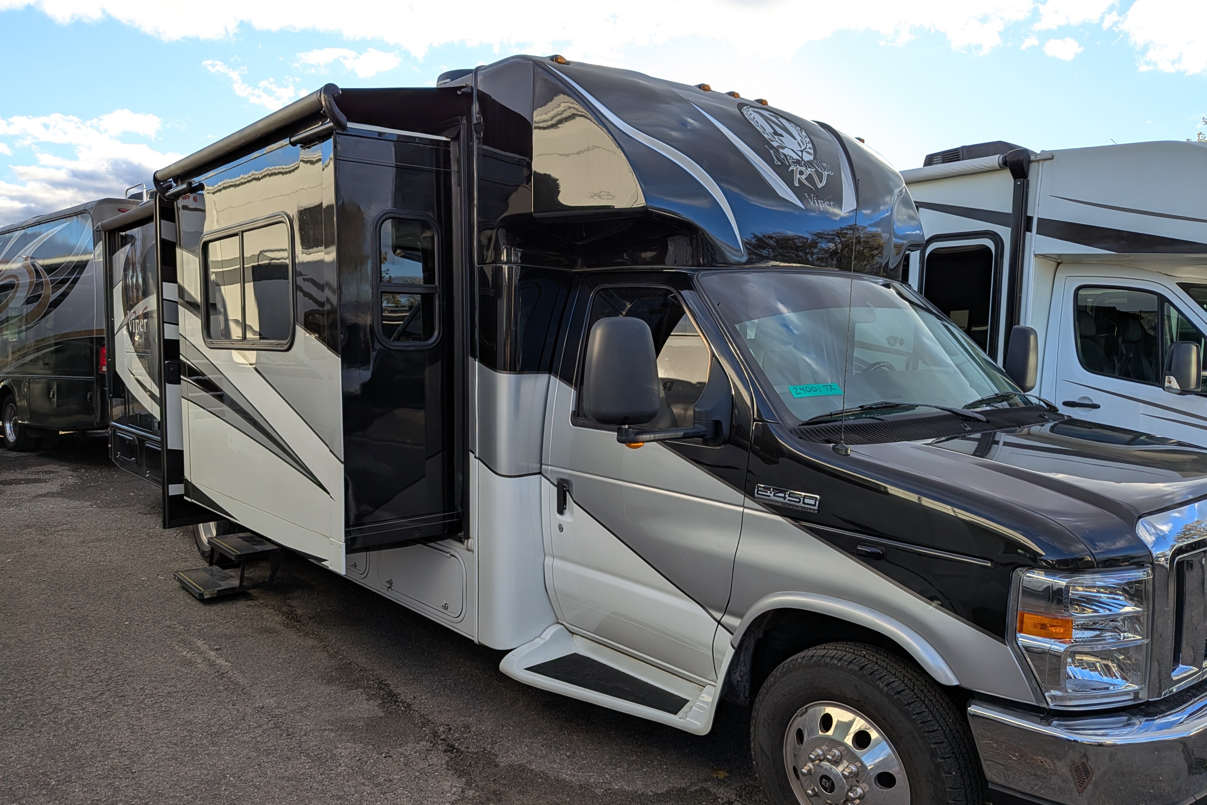 Brian's Nexus RV Viper 29V Class C