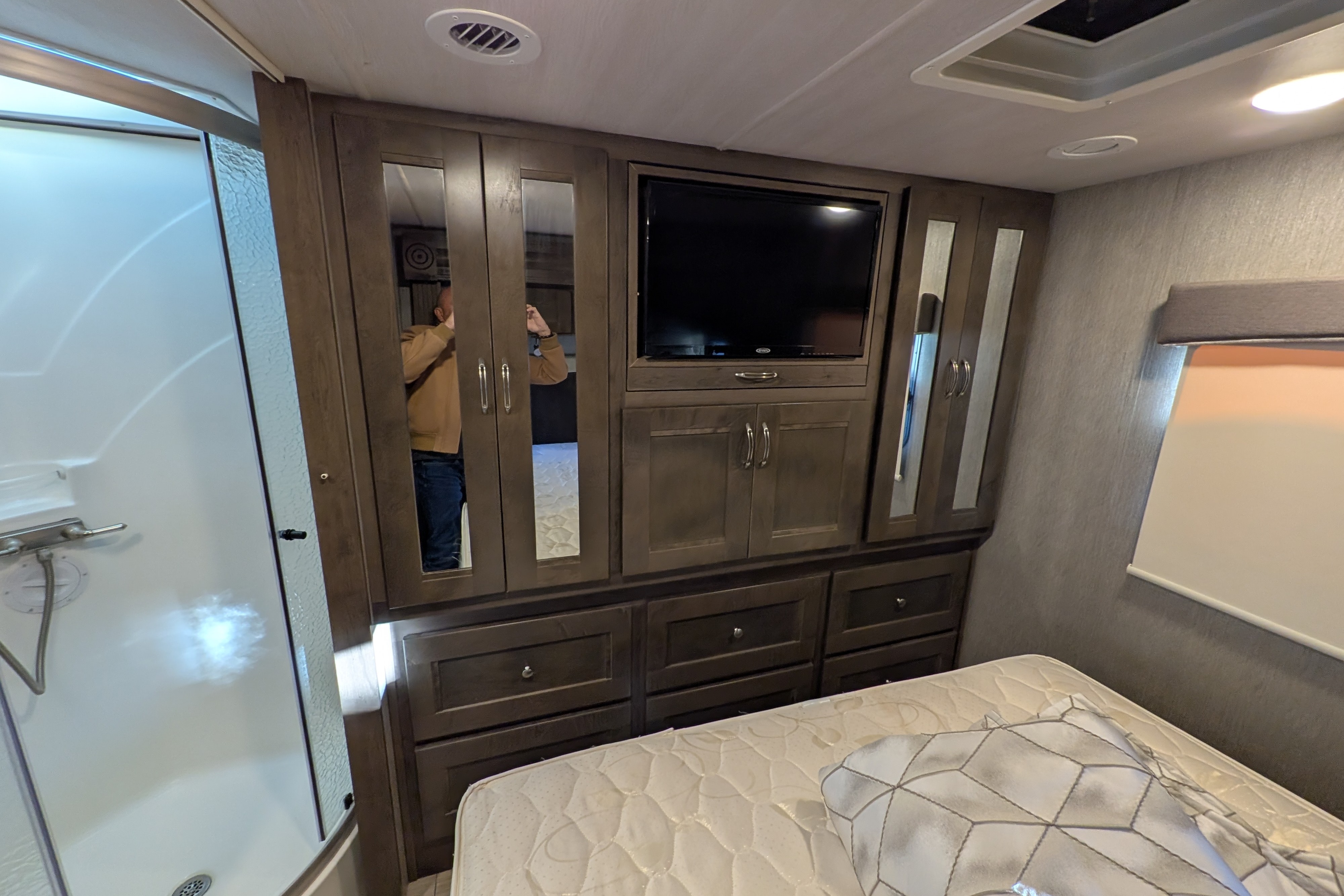 Brian's Nexus RV Viper 29V Class C