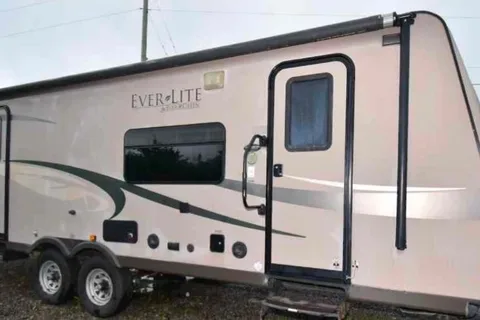 Remy's Vintage Evergreen Everlite Travel Trailer