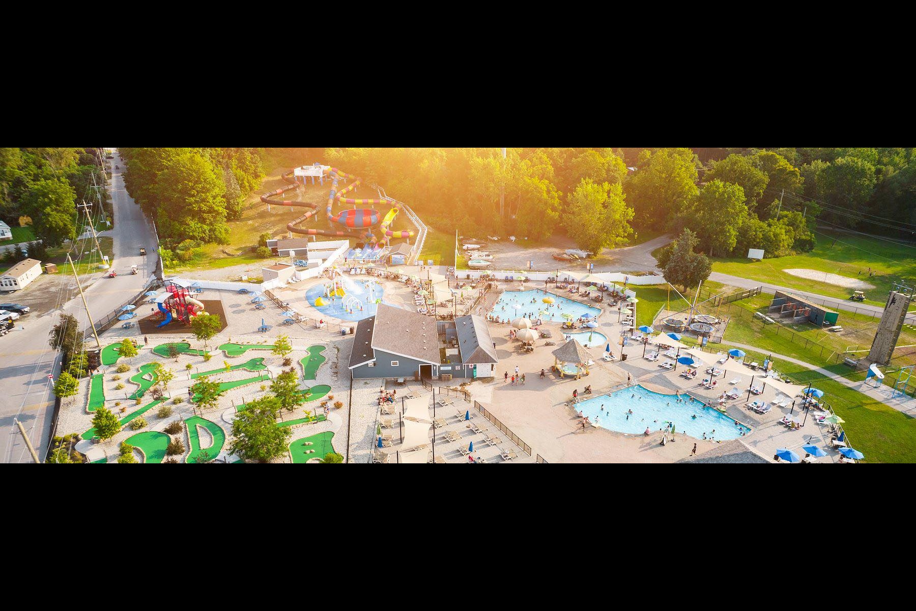 Quarry Ridge Sun Retreat Sherkston Shores Luxury RV
