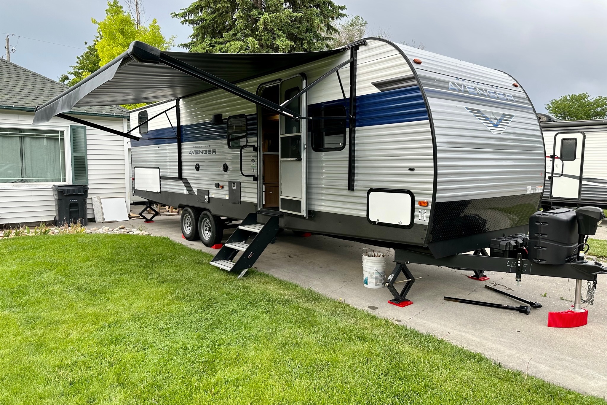 Prime Time Avenger Travel Trailer