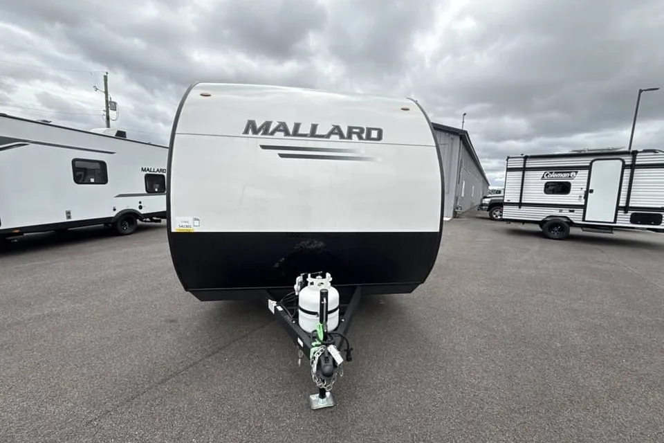 steven's Heartland Mallard Travel Trailer