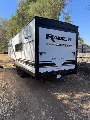 Genesis Supreme RV FS2750 Toy Hauler