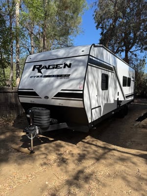 Genesis Supreme RV FS2750 Toy Hauler