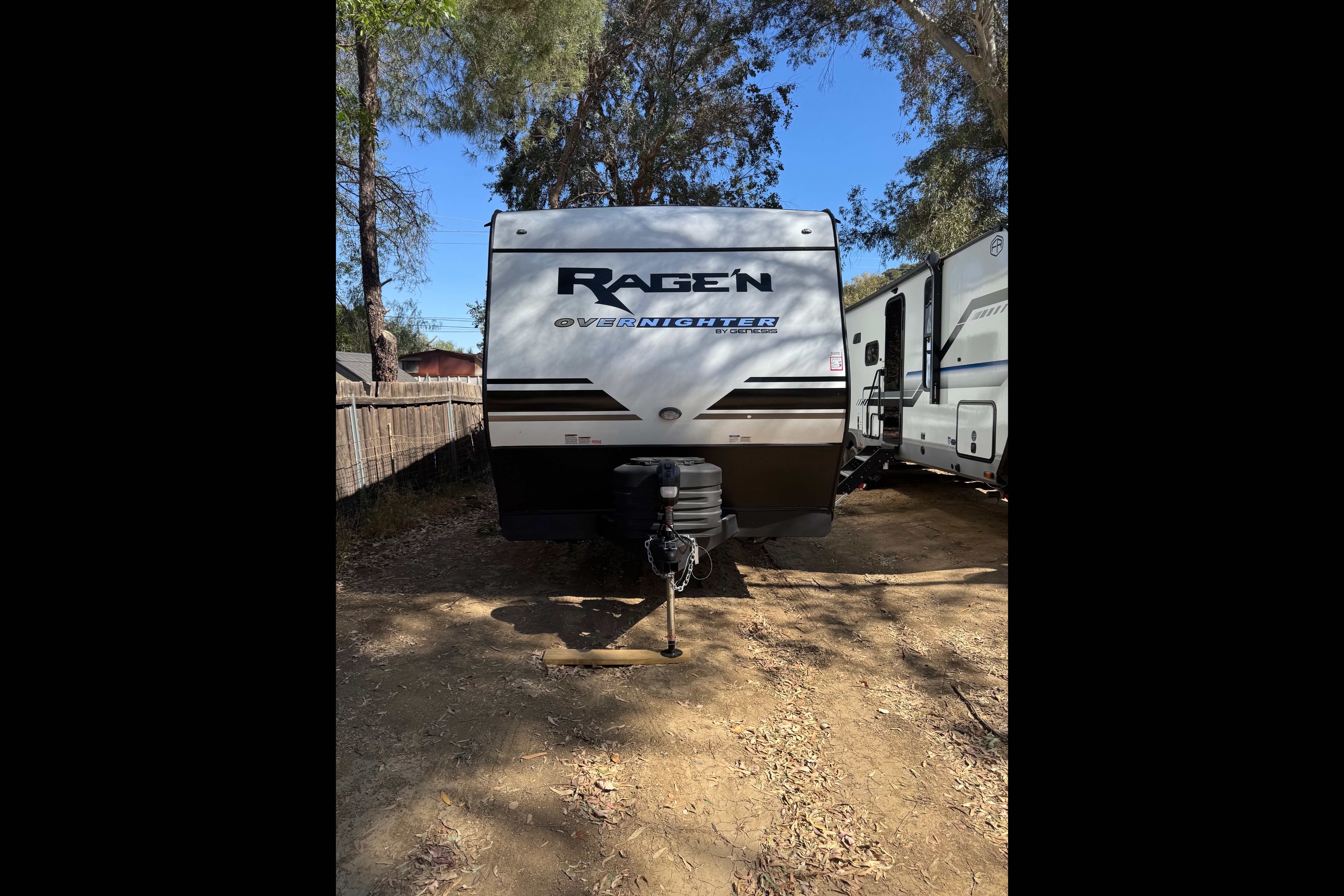 Genesis Supreme RV FS2750 Toy Hauler