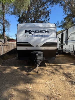 Genesis Supreme RV FS2750 Toy Hauler