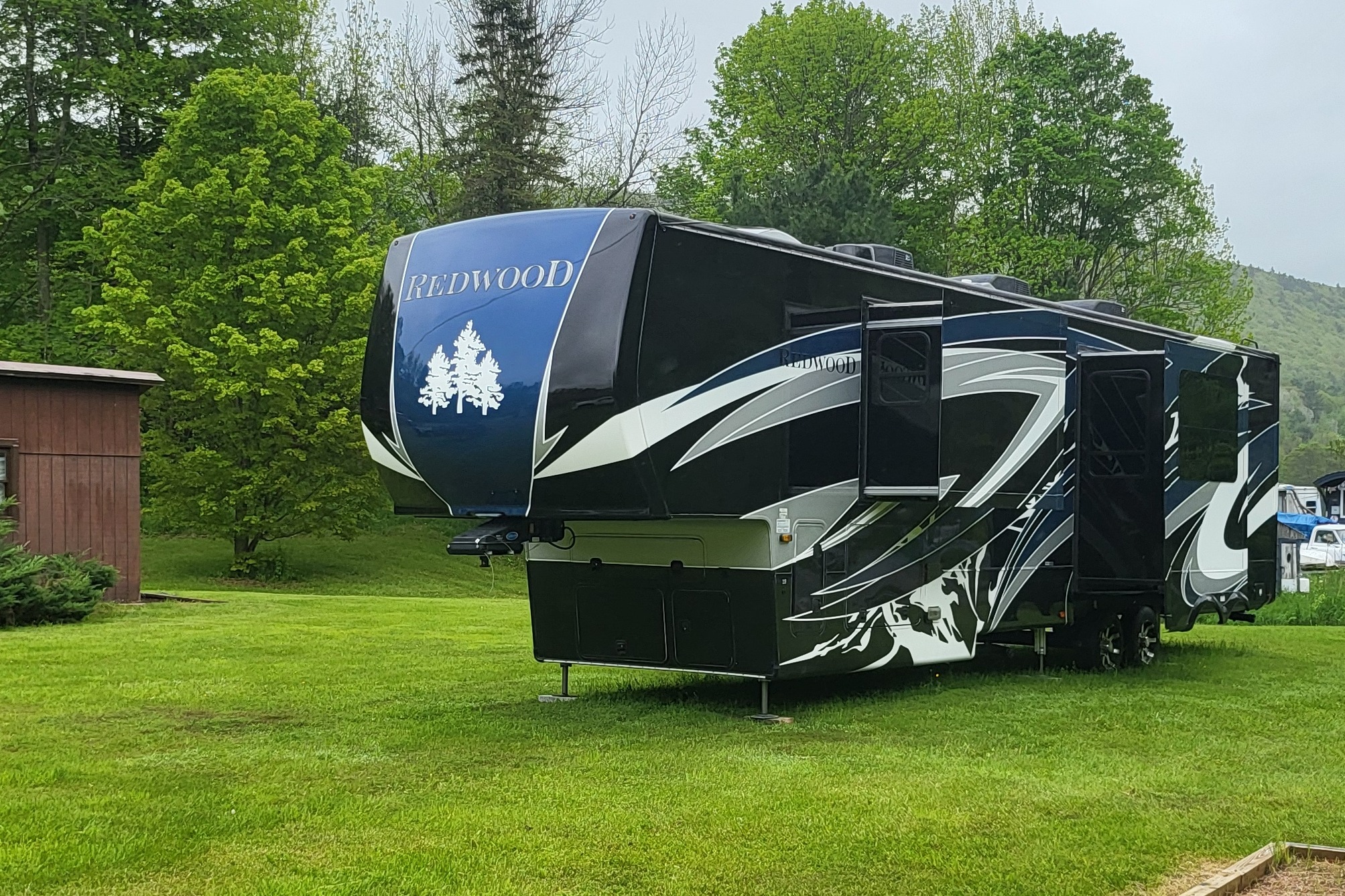 Paul's Redwood Fifth Wheel