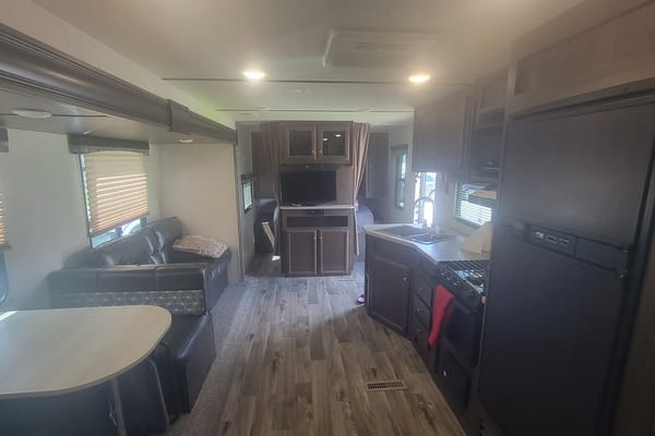Dave's Starcraft Autumn Ridge 26BHS Travel Trailer