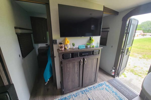 2019 Open Range Pet and Family Friendly Bunkhouse