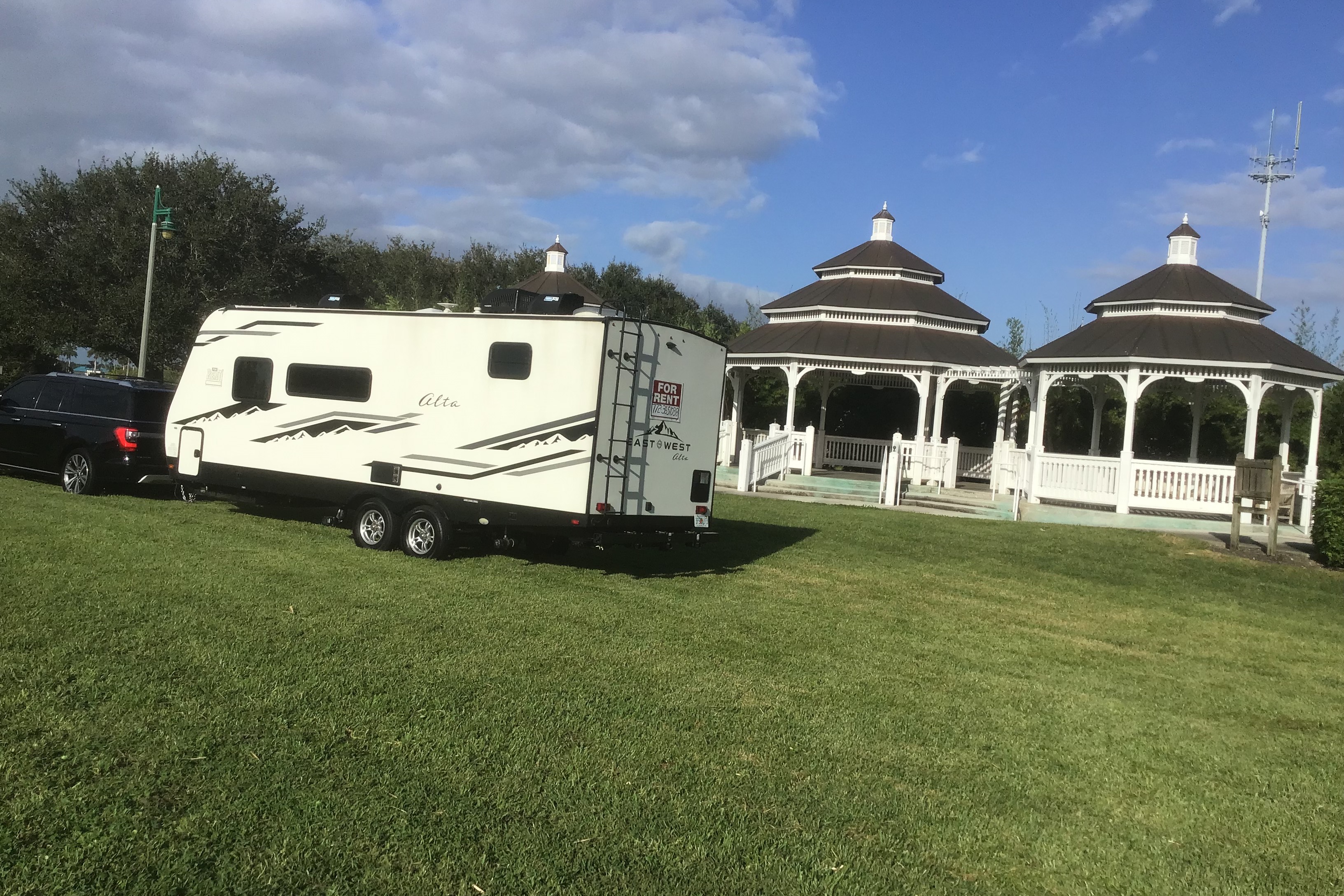 BUNKHOUSE GETAWAY 