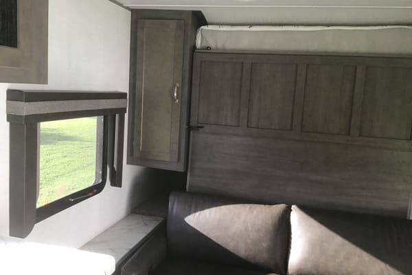 BUNKHOUSE GETAWAY