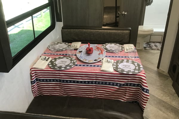 BUNKHOUSE GETAWAY