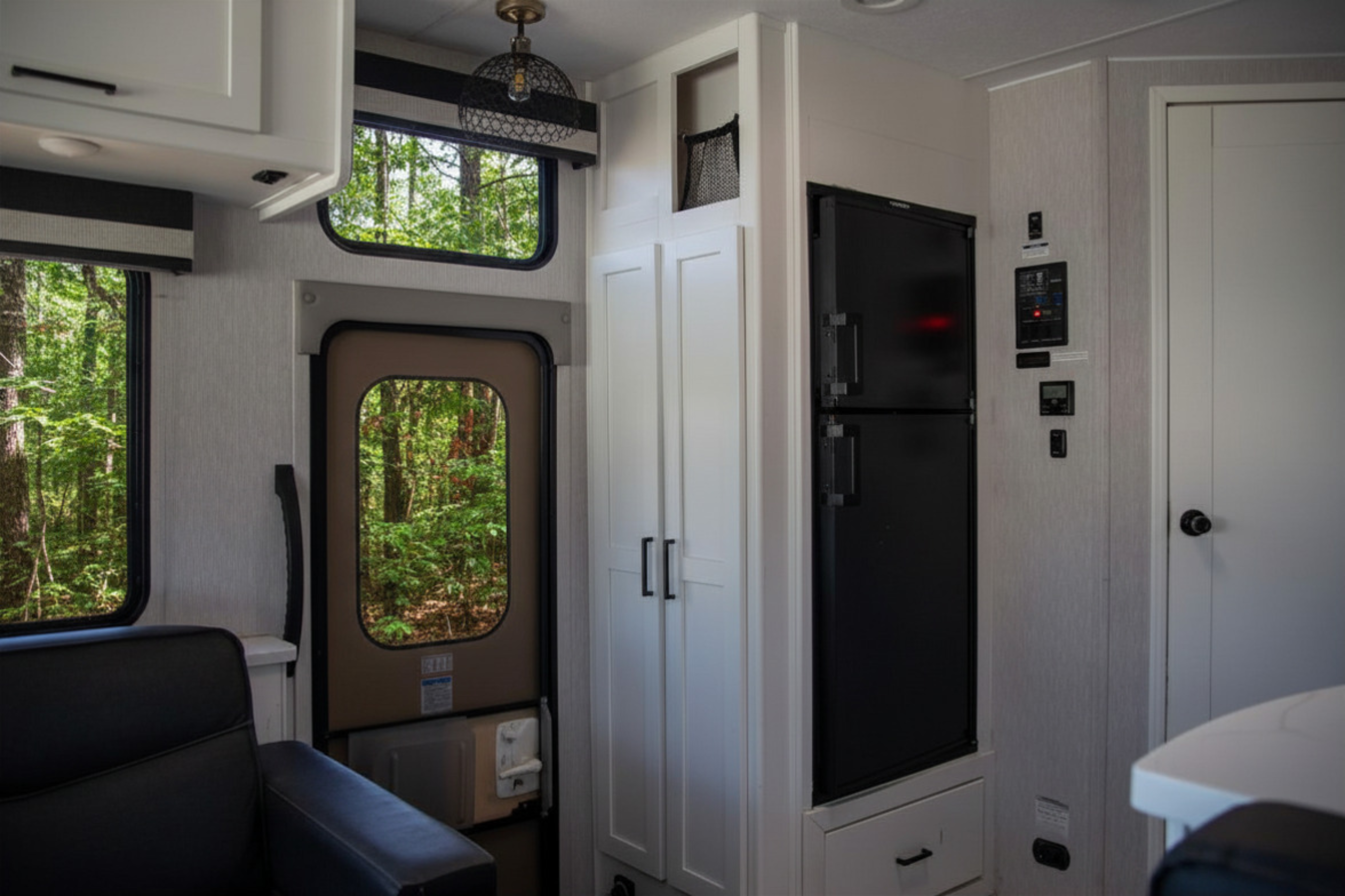 A03 - 10 Person w/ Bunk - The RV Rental Factory