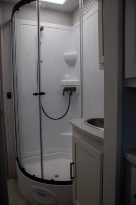 A03 - 10 Person w/ Bunk - The RV Rental Factory