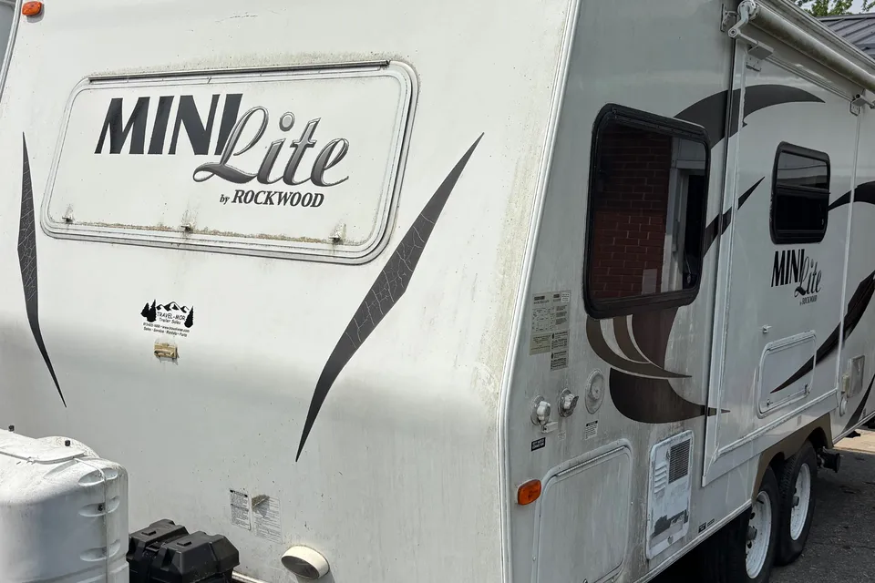 Compact Forest River Rockwood Roo Travel Trailer
