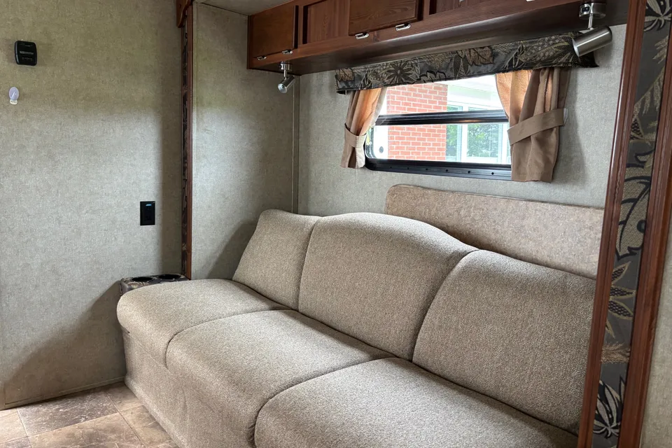 Compact Forest River Rockwood Roo Travel Trailer
