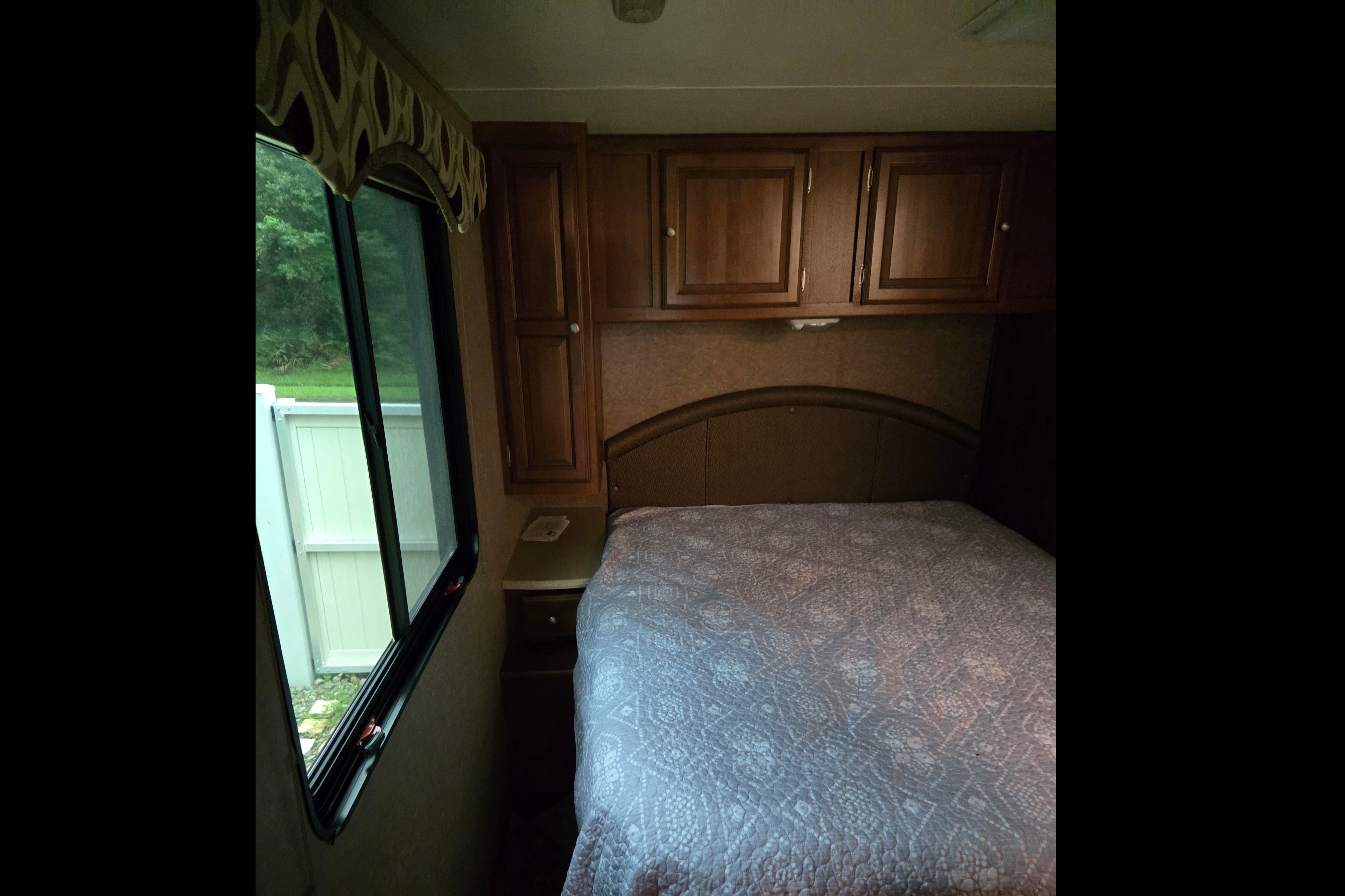 Space Coachmen Leprechaun