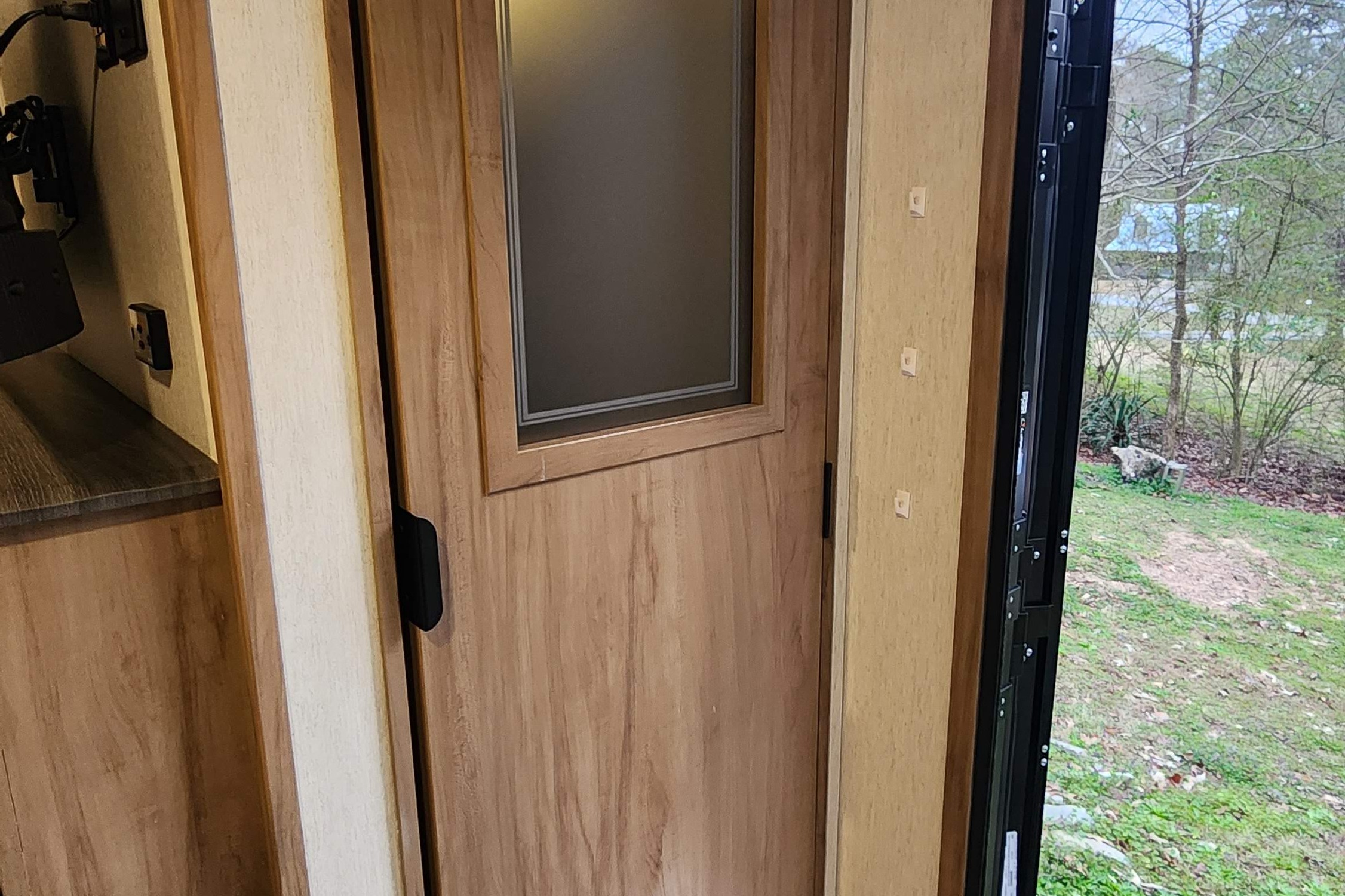 Roameo - The perfect couples camper