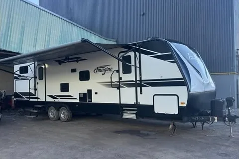 Grand Design Imagine 3170BH Travel Trailer