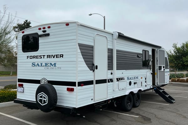Getaway Adventure Rentals 263BHXL Travel Trailer