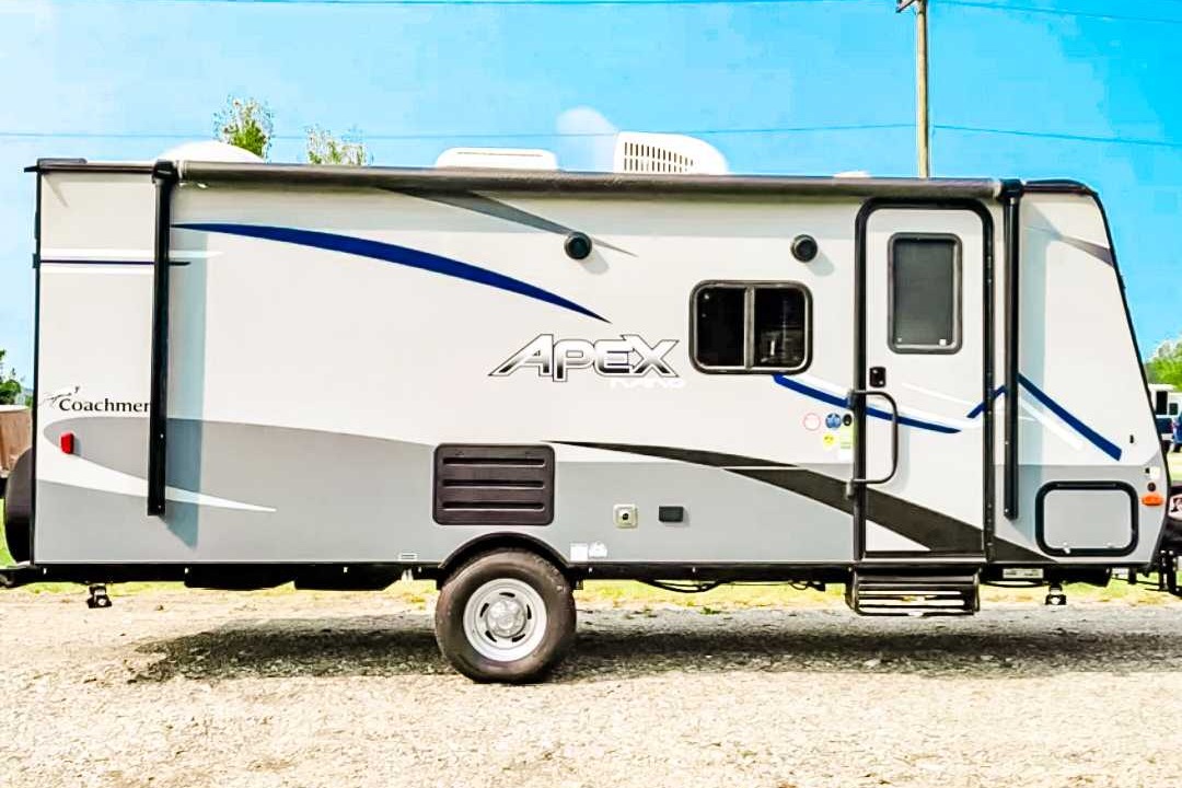 Ferguson's Coachmen Apex Nano Hybird