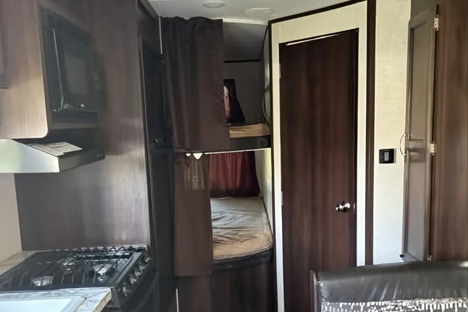 Jayco Jayflight 224BH Travel Trailer