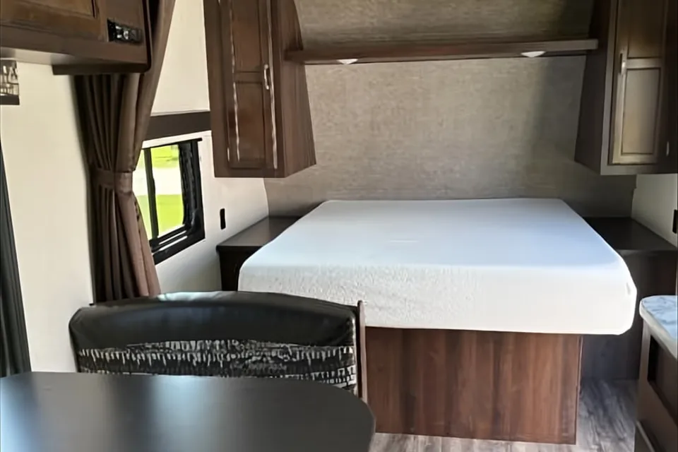 Jayco Jayflight 224BH Travel Trailer