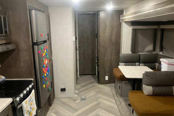Pierce's Pet & Family Friendly Bunkhouse Getaway