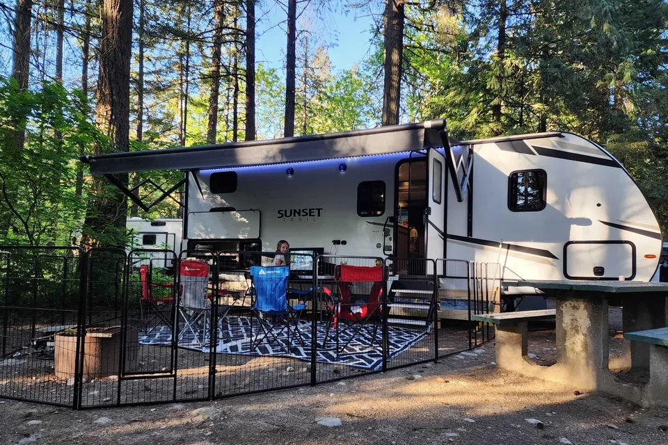 Sunset Trail Travel Trailer