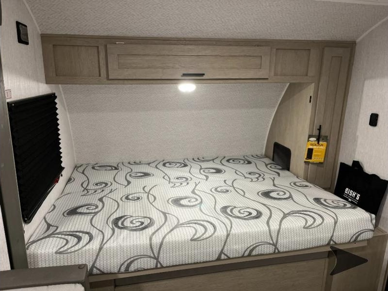 Monique's Forest River Wildwood Travel Trailer