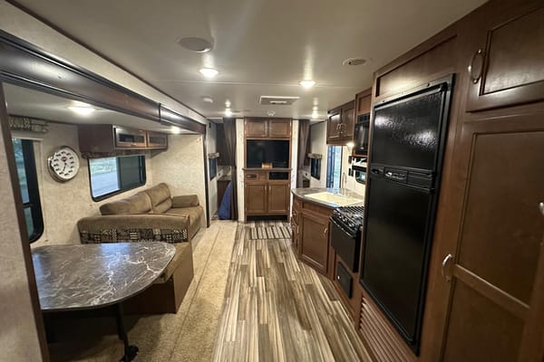 Berron's Jayco 2018 Jayflight Baja edition Travel Trailer