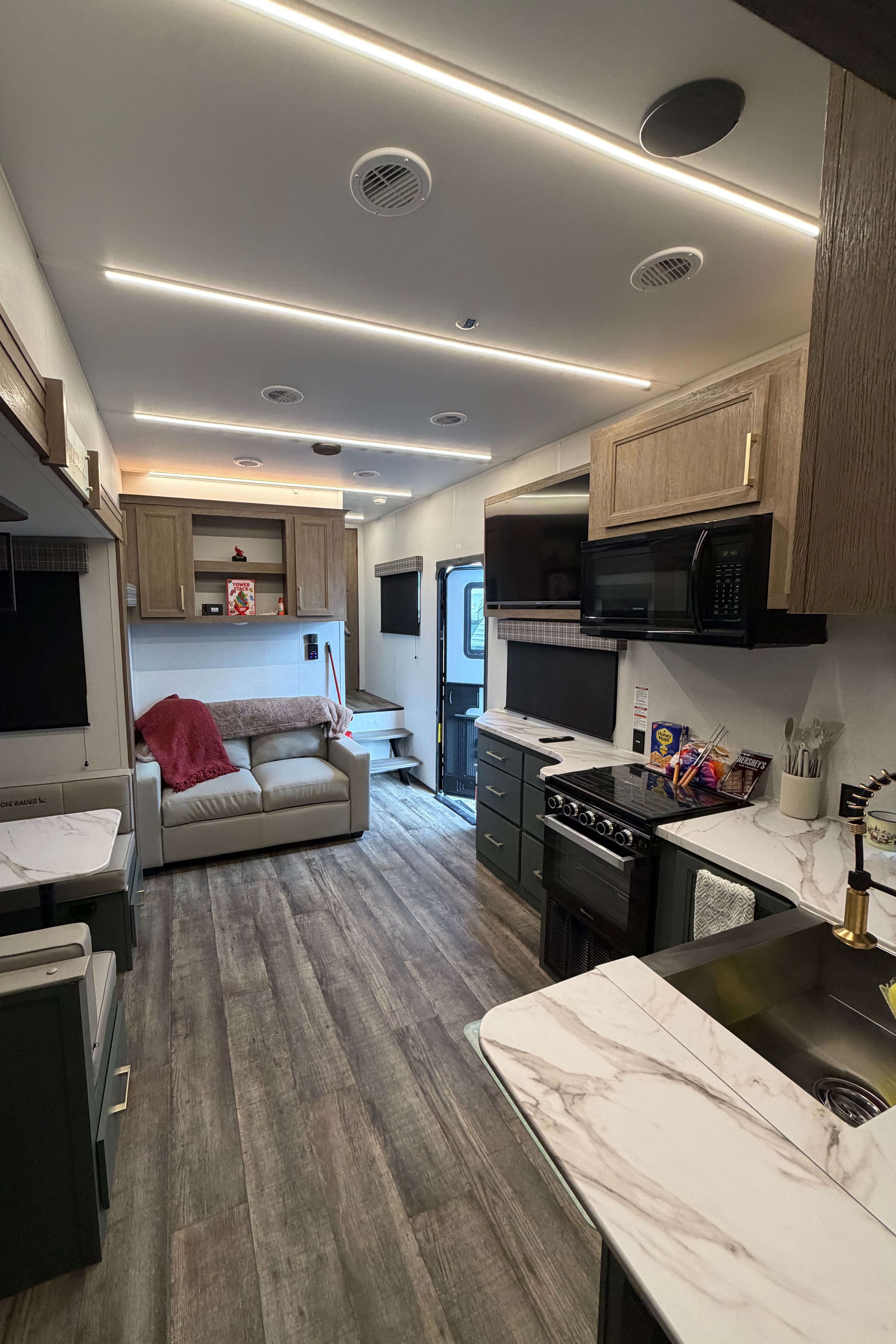 Luxury RV Experience Delivered to You | Sleeps 8