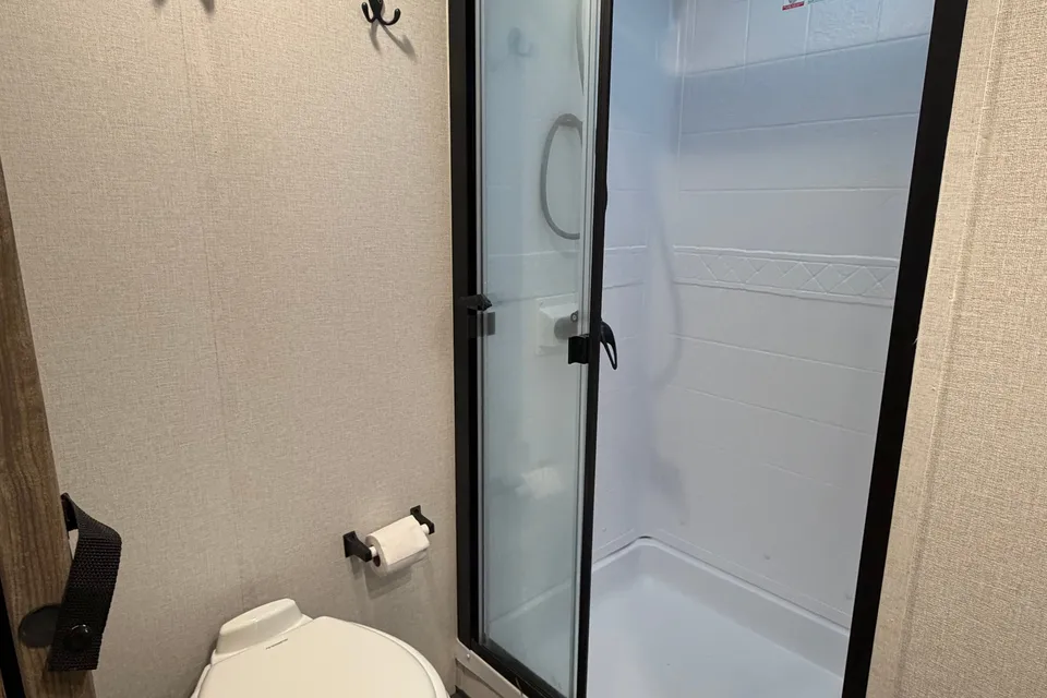 Luxury RV Experience Delivered to You | Sleeps 8
