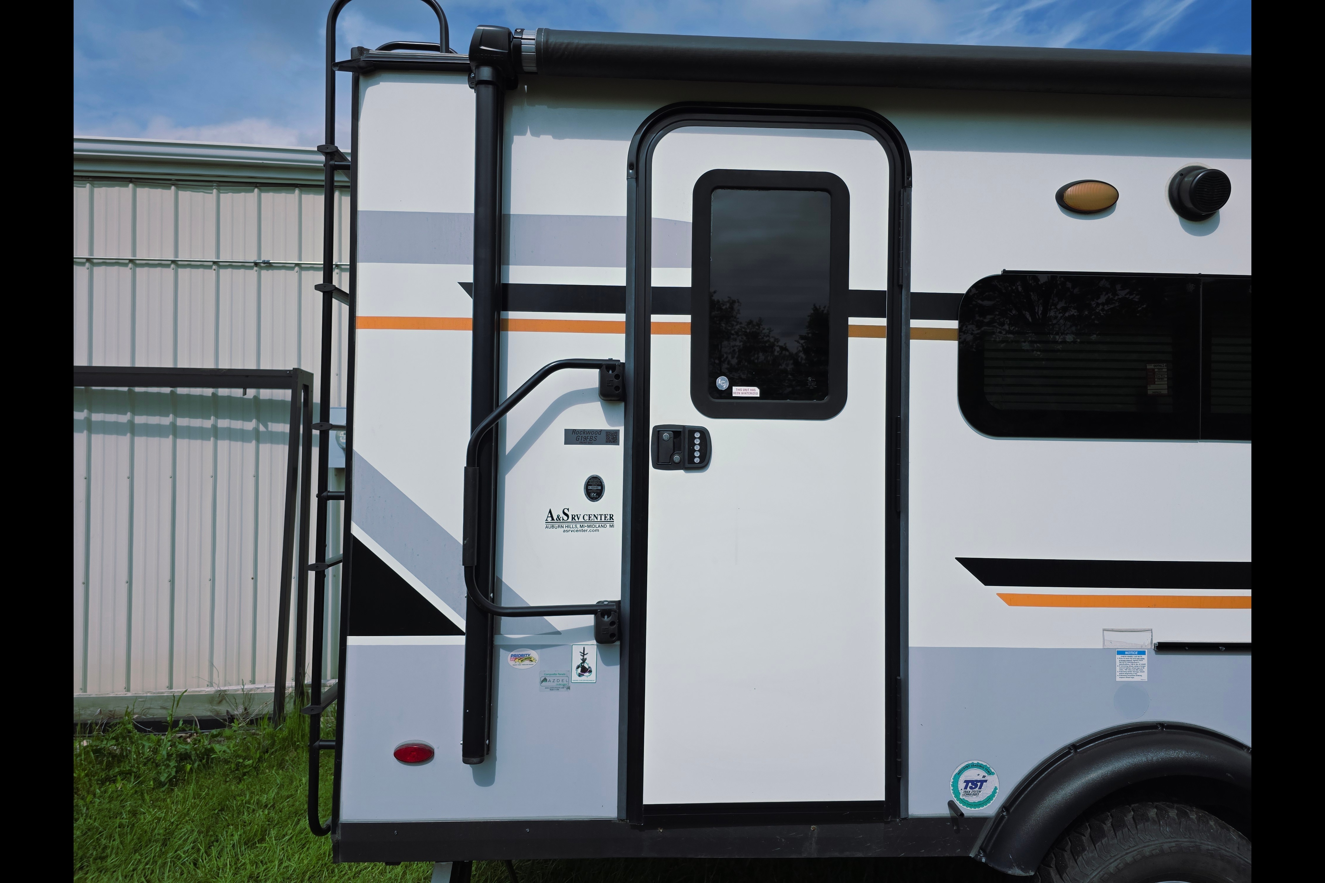 The Gem Rockwood Geo Pro Travel Trailer