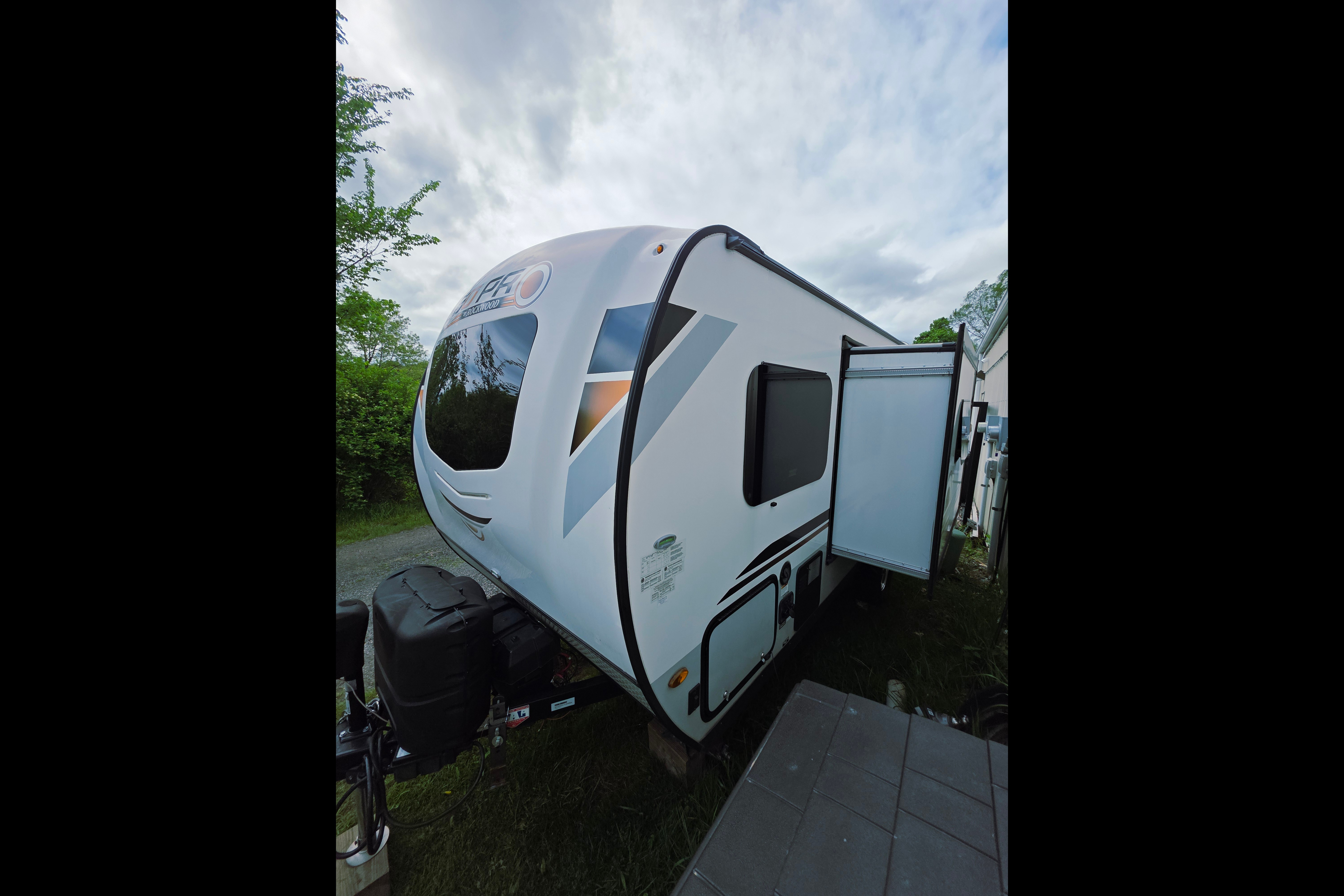 The Gem Rockwood Geo Pro Travel Trailer